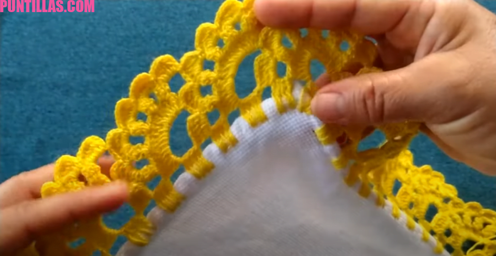 Puntilla de una sola vuelta para servilletas