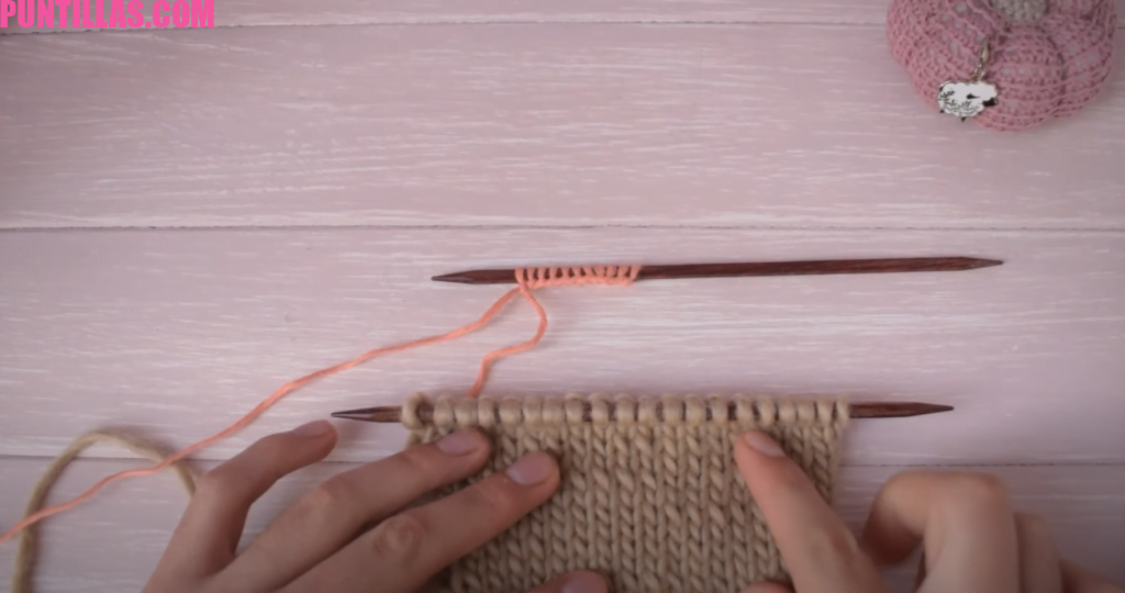 Punto derecho en dos agujas | paso a paso