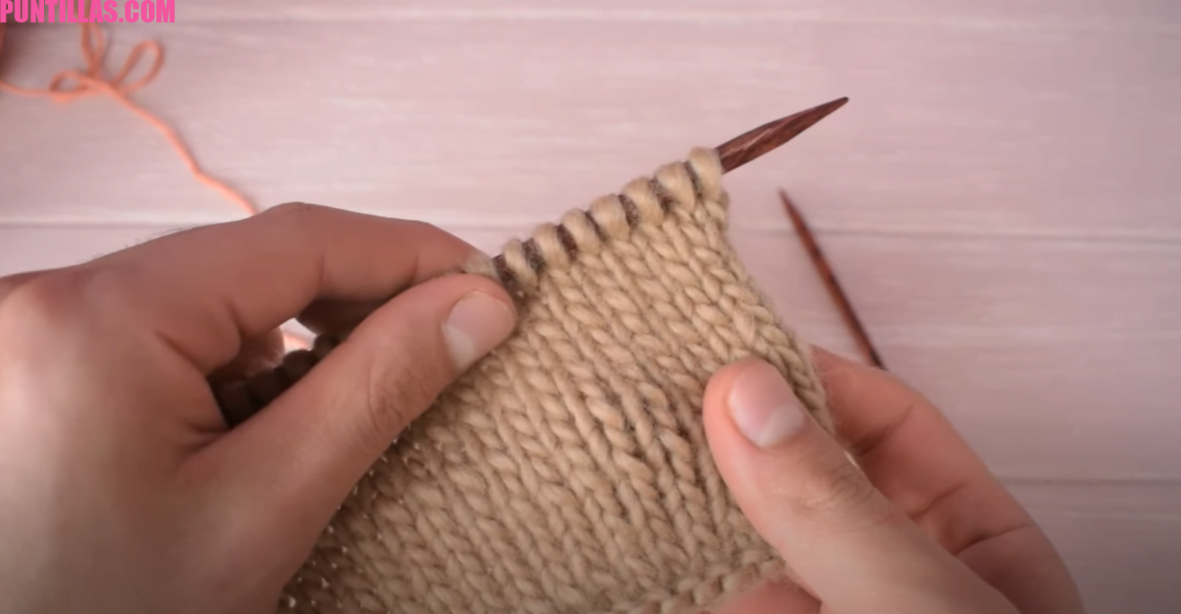 Aprende a Tejer el Punto Jersey en dos agujas